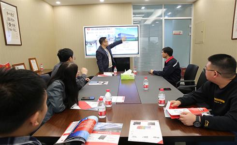 交通運(yùn)輸部科學(xué)研究院綠色交通調(diào)研組到成都中建材調(diào)研
